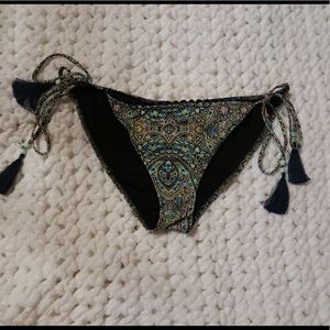 Bathing suite bottoms